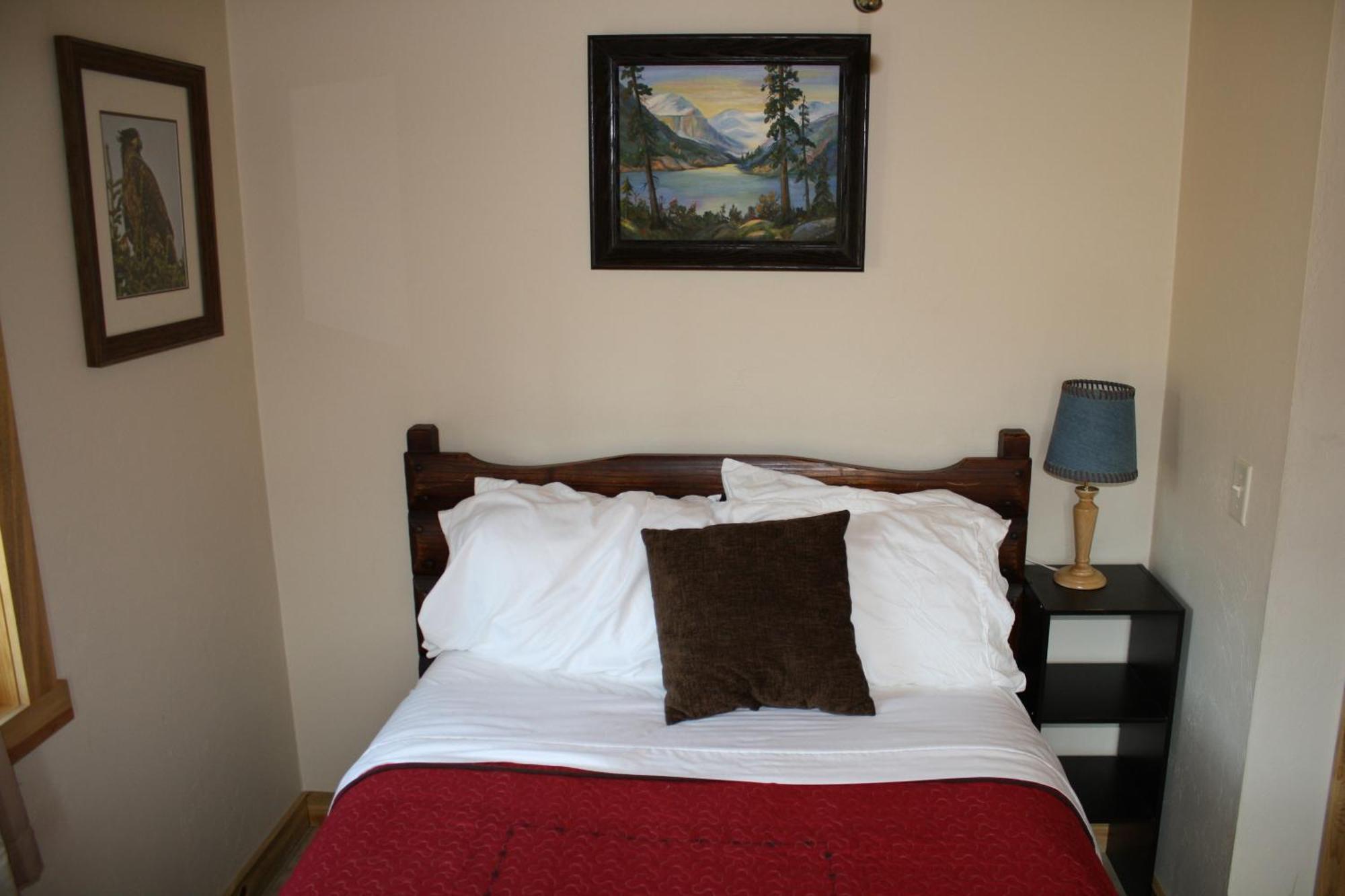 Wapiti Lodge