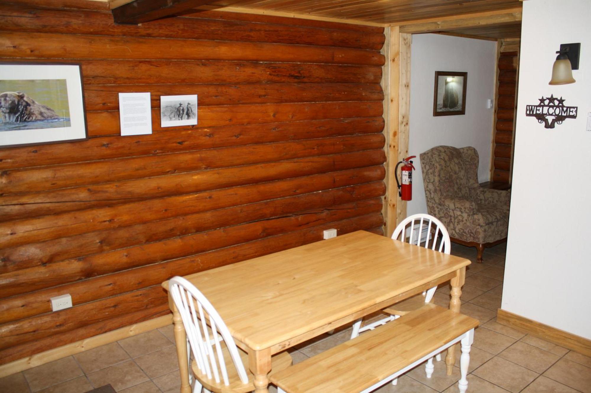 Wapiti Lodge